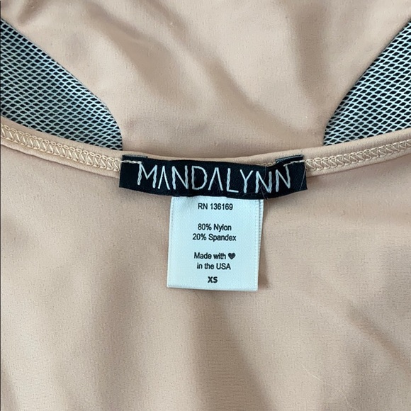 Light pink backless mesh one piece XS - Picture 3 of 6